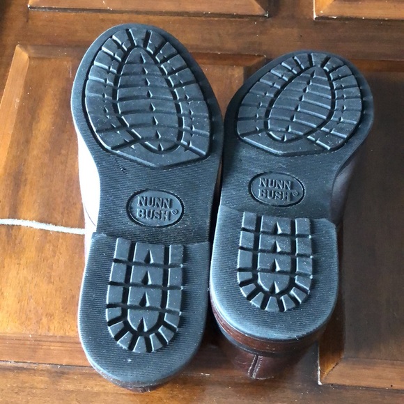 Men’s size 8 1/2M brown leather Nunn Bush lace up dress shoes - Picture 9 of 10